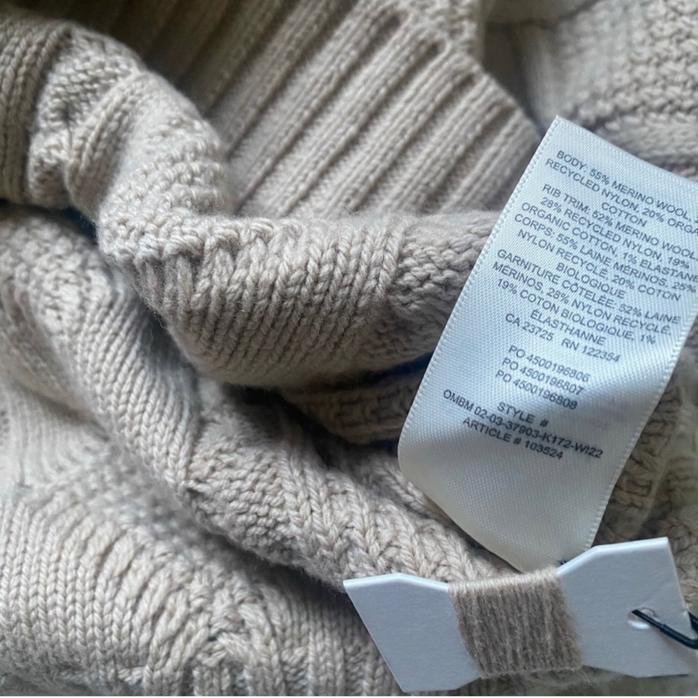 Aritzia x Sunday Best - “Peggy” Cropped Cable Knit Sweater in Beige - Picture 4 of 7
